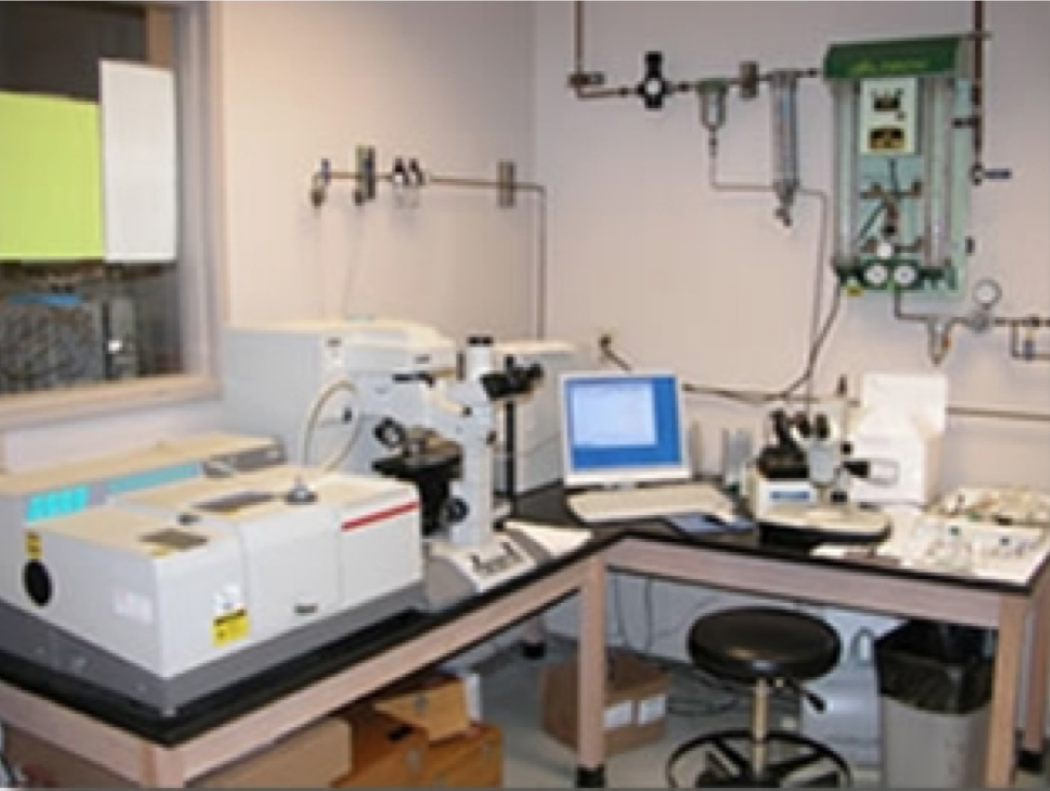 FTIR Spectrometer / Microscopes